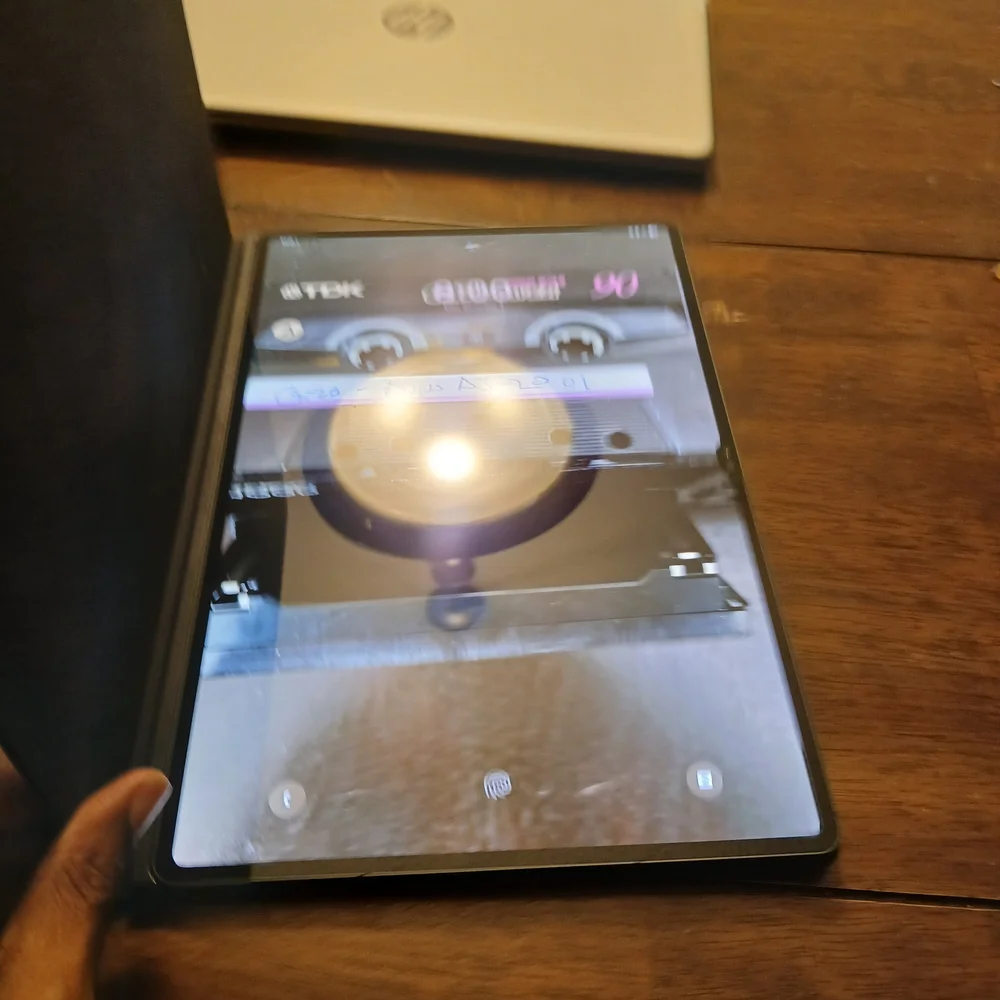 Samsung Black Tablet with Dynamic Display
